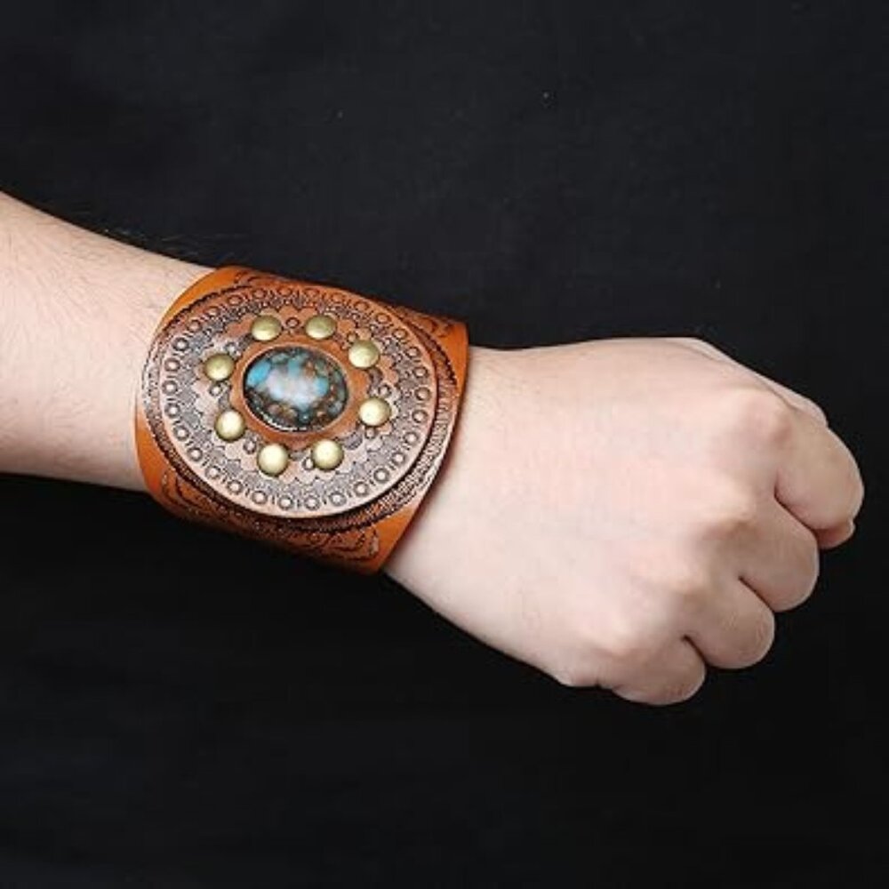 Renaissance Vintage Look Leather Bracelet Adjustable‎ Brown